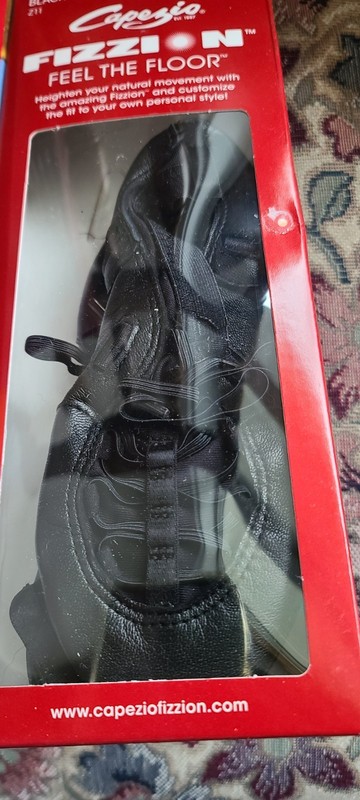 2 NEW Capezio Fizzion Leather Upper Dance Shoe Size P- Women's 4-5 Black gallery