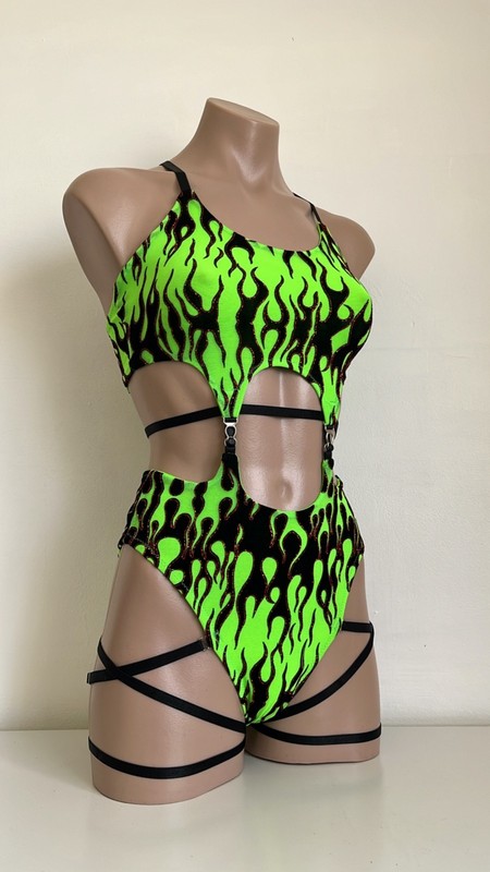 Schminke 🔥 Fire flames Baby Evils mesh dance set Pole wear high leg neon UV gallery