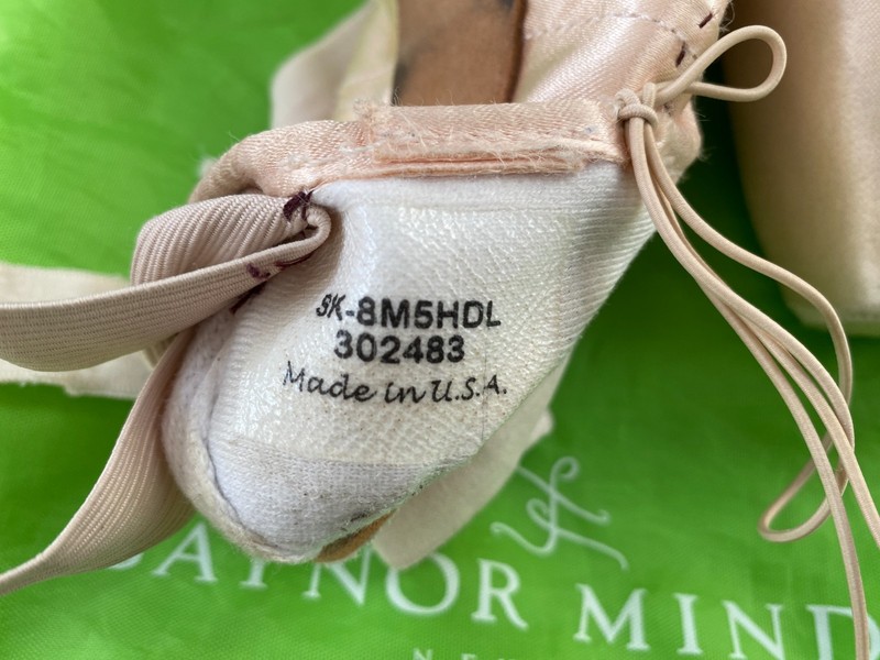 US American Made Gaynor Minden GM Pointe Shoes Hard Shank Size 8 Box 5 SK-8M5HDL gallery