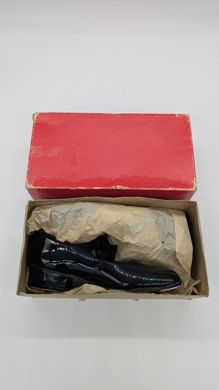 VINTAGE SEARS 12221 WOMEN'S TAP BLACK HEELED SHOES SZ 9B MADE IN TAIWAN WITH BOX gallery