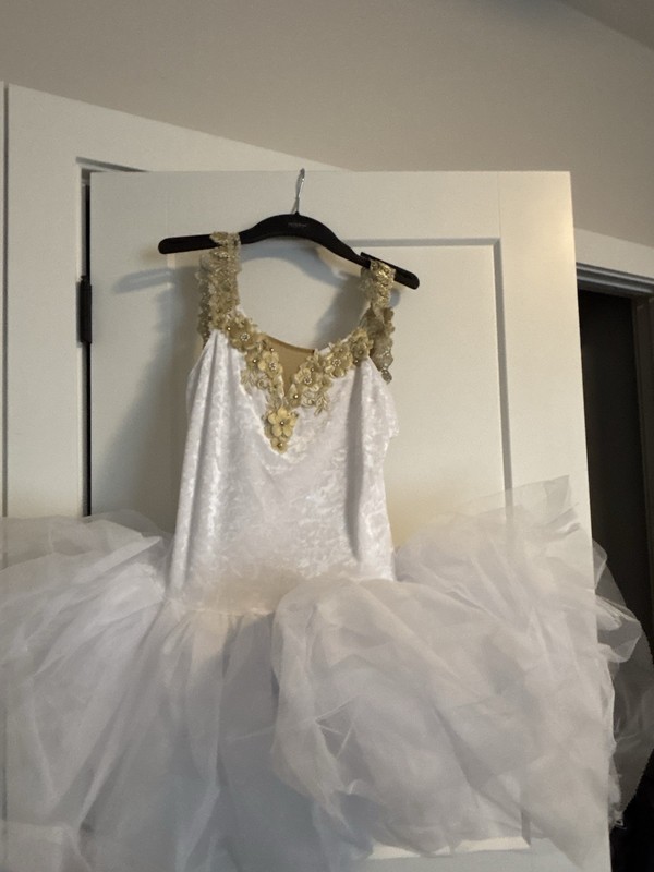 Revolution Dancewear Women’s White Tulle Polyester Tutu Costume RC21547