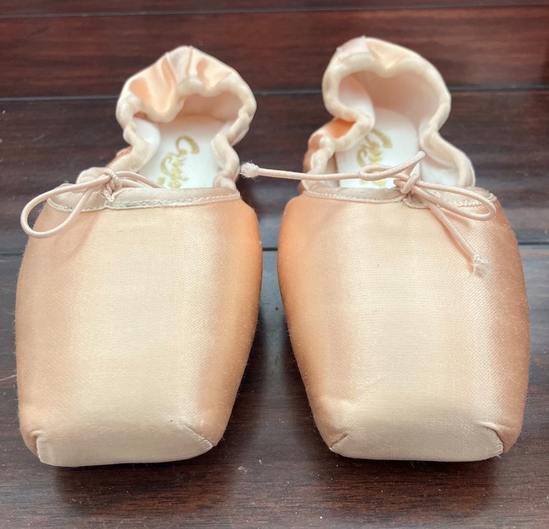 NIB Capezio #1118 Demi Pointe Pink Ballet Dance Pointe Toe Shoe gallery