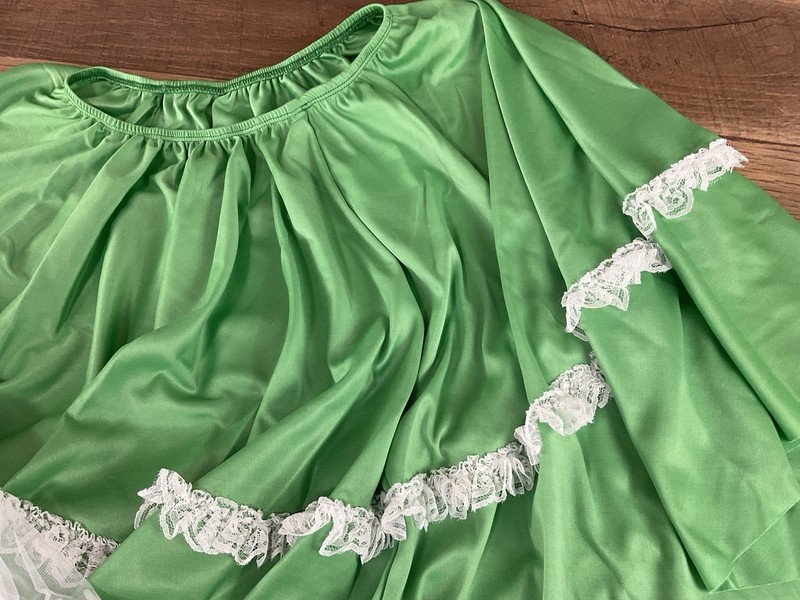 Art Stone "Lovely Senoritas" Dance Costume Kelly Green Size Medium Adult gallery