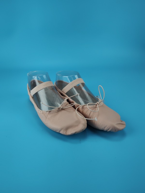 Bloch Ballet Dance Slipper Leather Youth/ Teen / Womens Size 5 A Dance Shoes New gallery