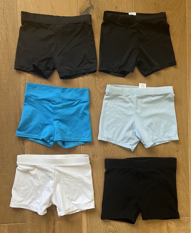 Lot of 6 Girls Pull on Shorts Athletic Gymnastics Dance Cheer XS (4/5) Sm (4/6)