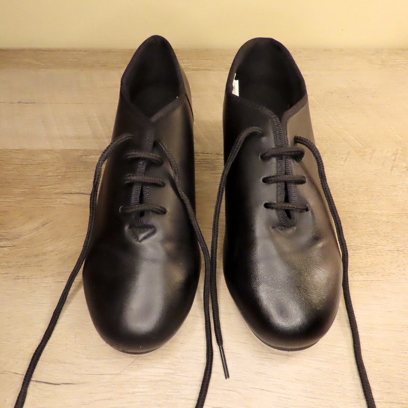 Danzcue Black Leather Tap Shoes For Dance With Laces Size 4.5M Adult