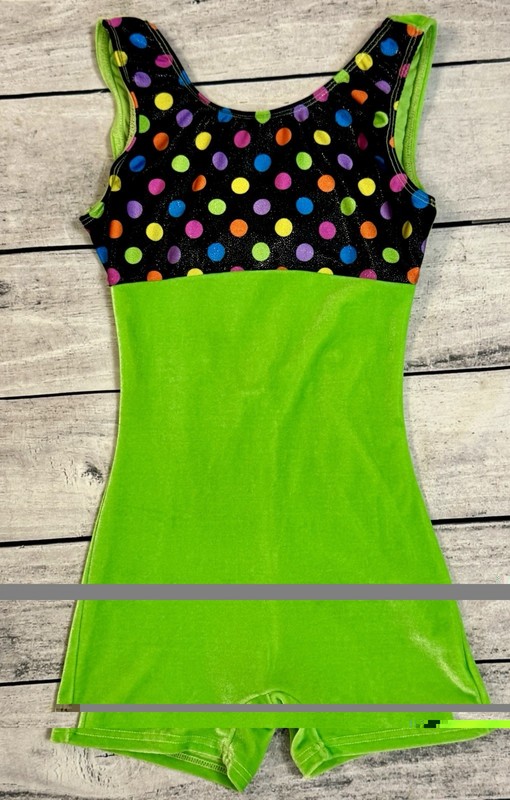 Girls gymnastics Green leotard/biketard w/ bow back 8-10