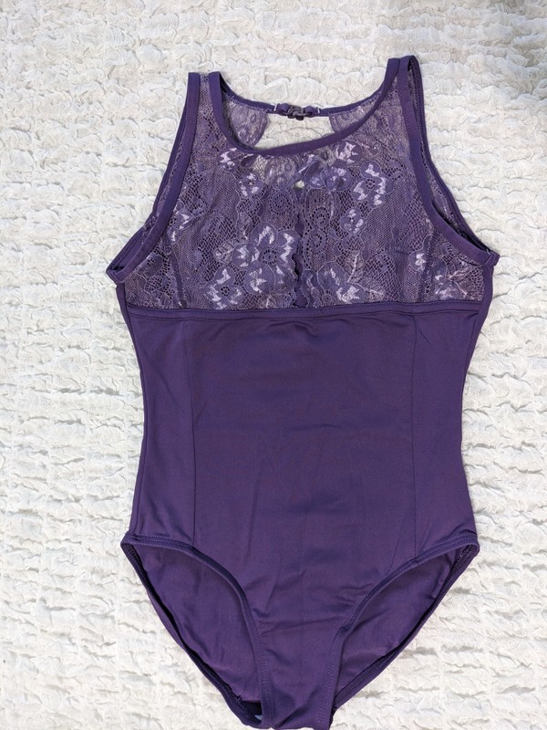 Beautiful Purple Lace Girls Leotard Size 8/10 Danz n Motion