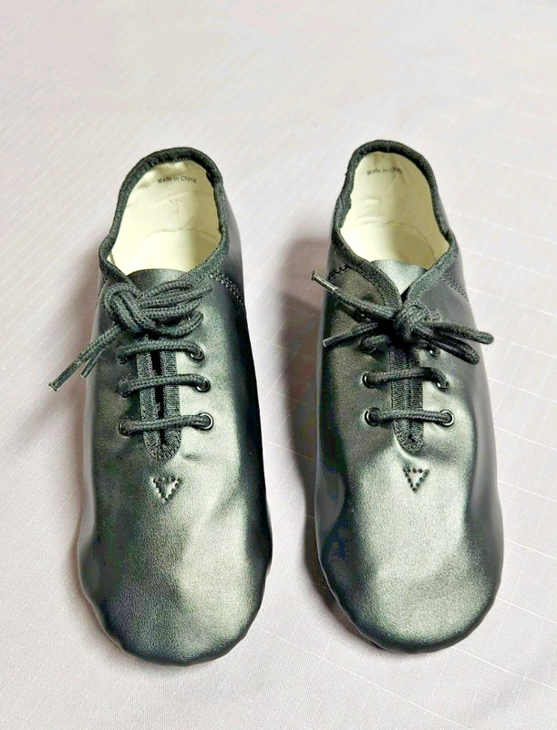 Women’s Split Sole Jazz Shoes, Size 5.5, Black Faux Leather – New