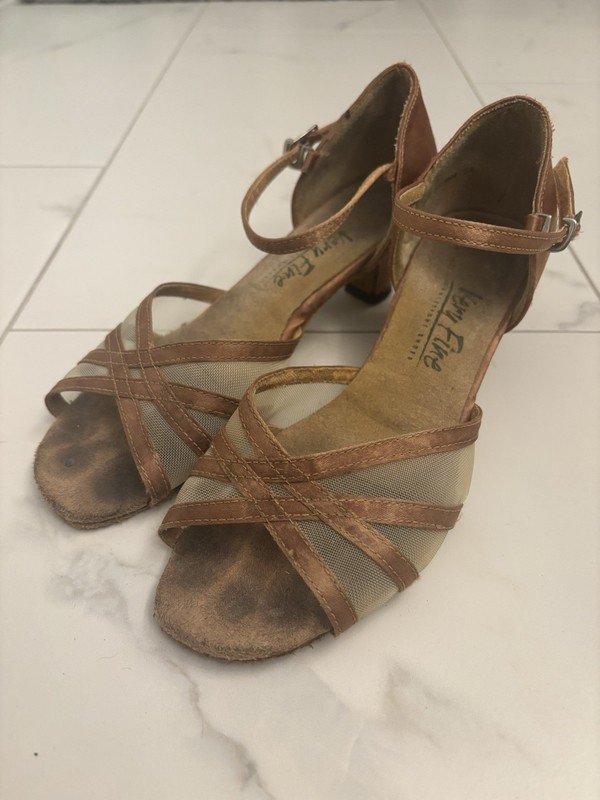 Very Fine Copper Satin And Flesh Mesh Ballroom Shoes 1-1.5” Heel Size 5.5 Womens