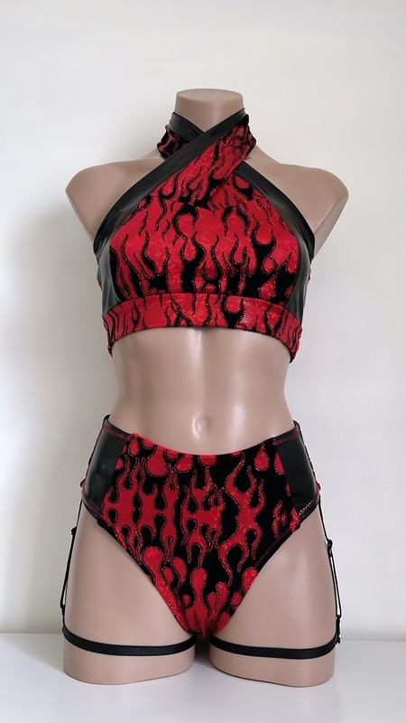 Schminke 🩸 Boss set two piece flames fire dance wear pole-wear suspender flame