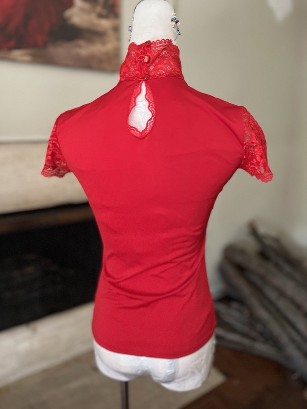 SM DANCE FASHION BALLROOM SMOOTH LATIN DANCE TOP SIZE M RED WITH LACE DETAIL gallery