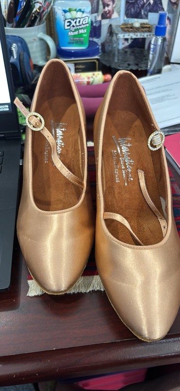 Dancing Shoes Made In England- INTERNATIONAL DANCING SHOES 7.5 American