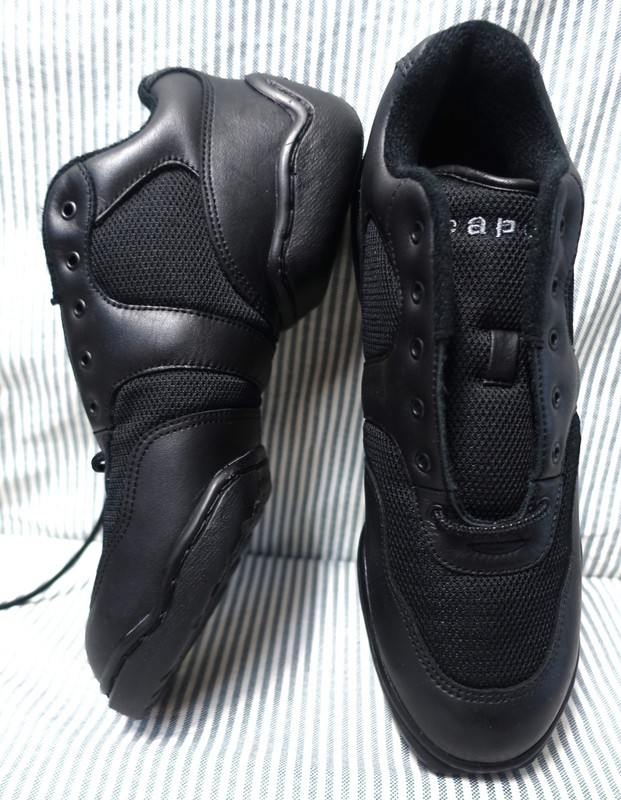 CAPEZIO “DANSNEAKER”~NEW!!~BLACK LEATHER & MESH LACE-UP WOMENS 11.5 SHOES